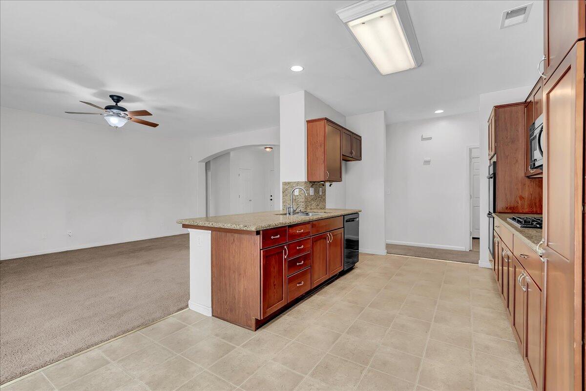 3044 S Spruce Court