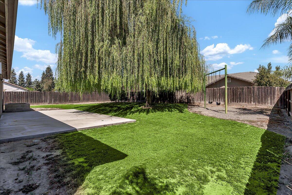 3044 S Spruce Court