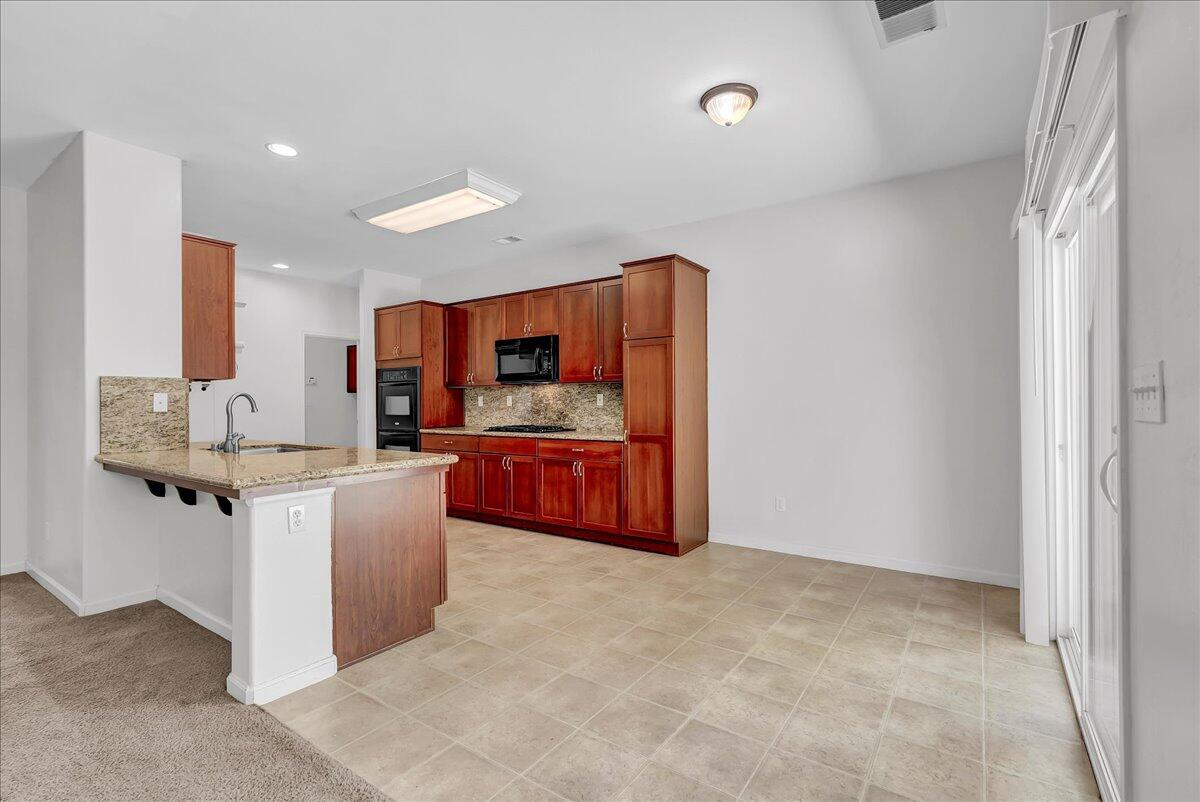 3044 S Spruce Court