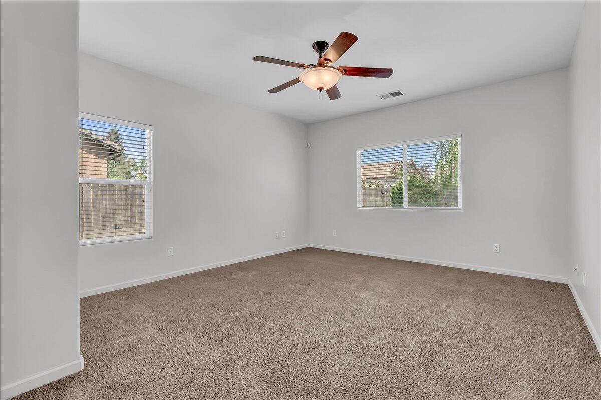 3044 S Spruce Court
