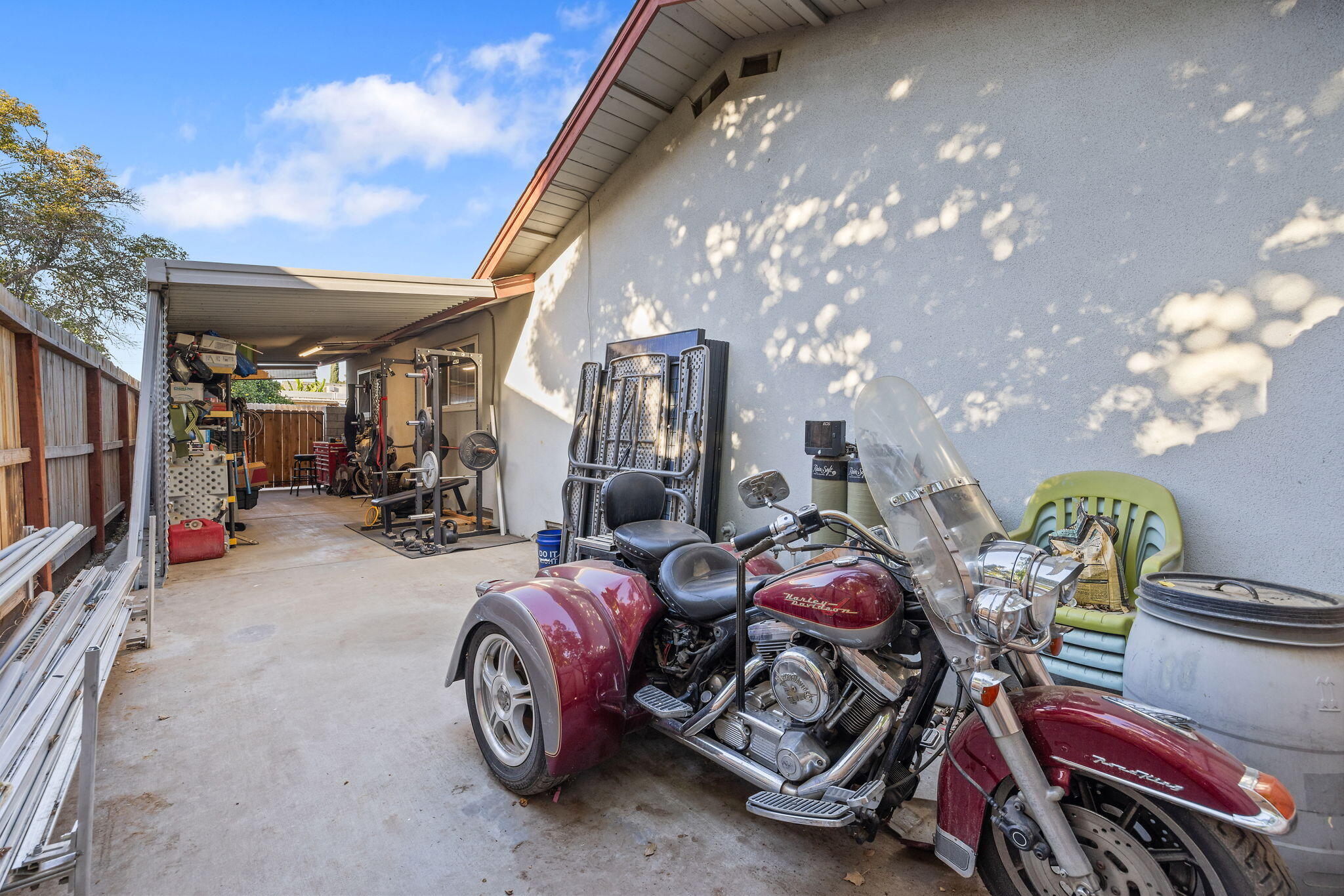 1134 W Harter Avenue