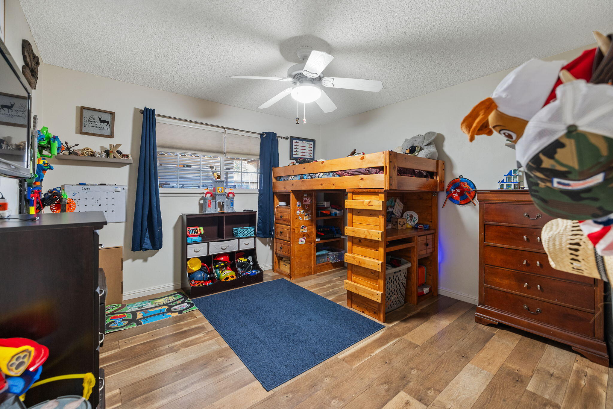 1134 W Harter Avenue