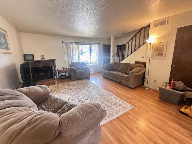 360 N Capitola Court, 4