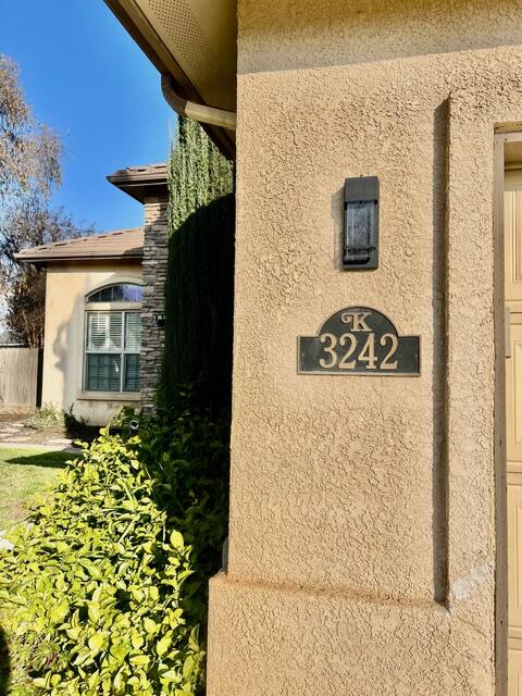 3242 W Oakridge Avenue W