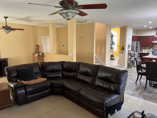 3242 W Oakridge Avenue W