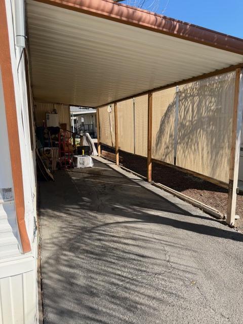 820 Chinowth Street, 73