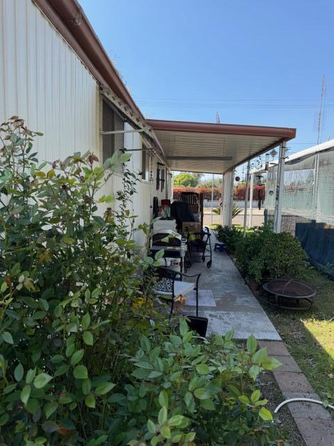 820 Chinowth Street, 73