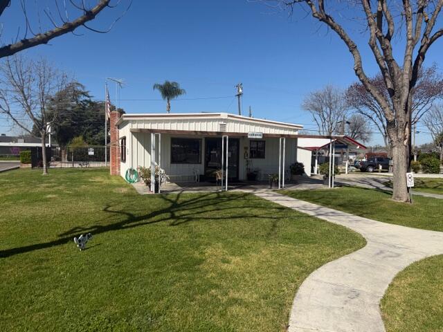 820 Chinowth Street, 73