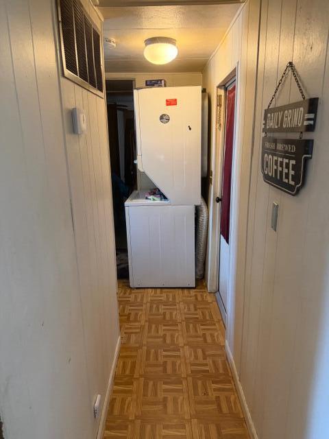 820 Chinowth Street, 73