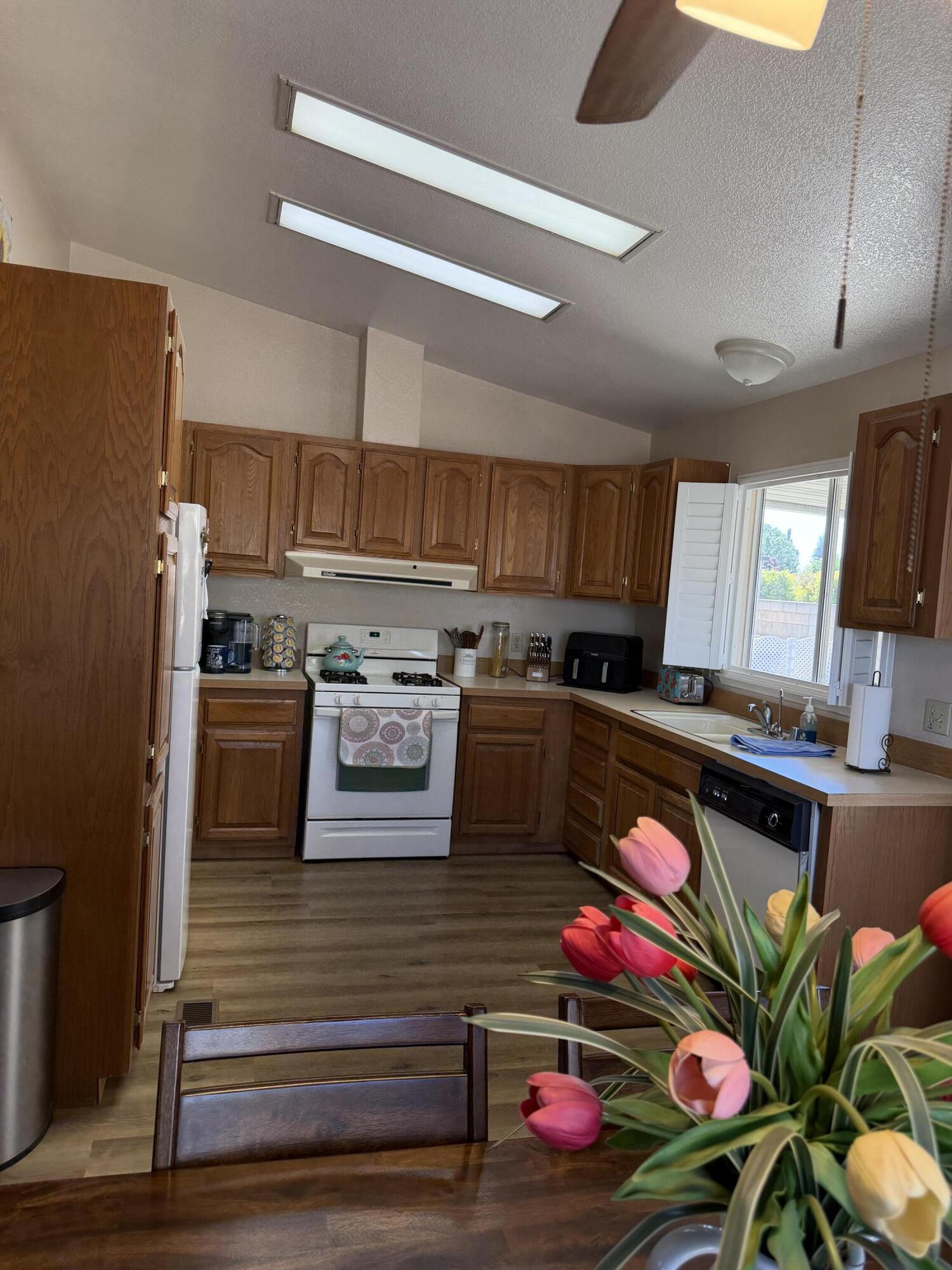 3103 S Avocado Street, 54