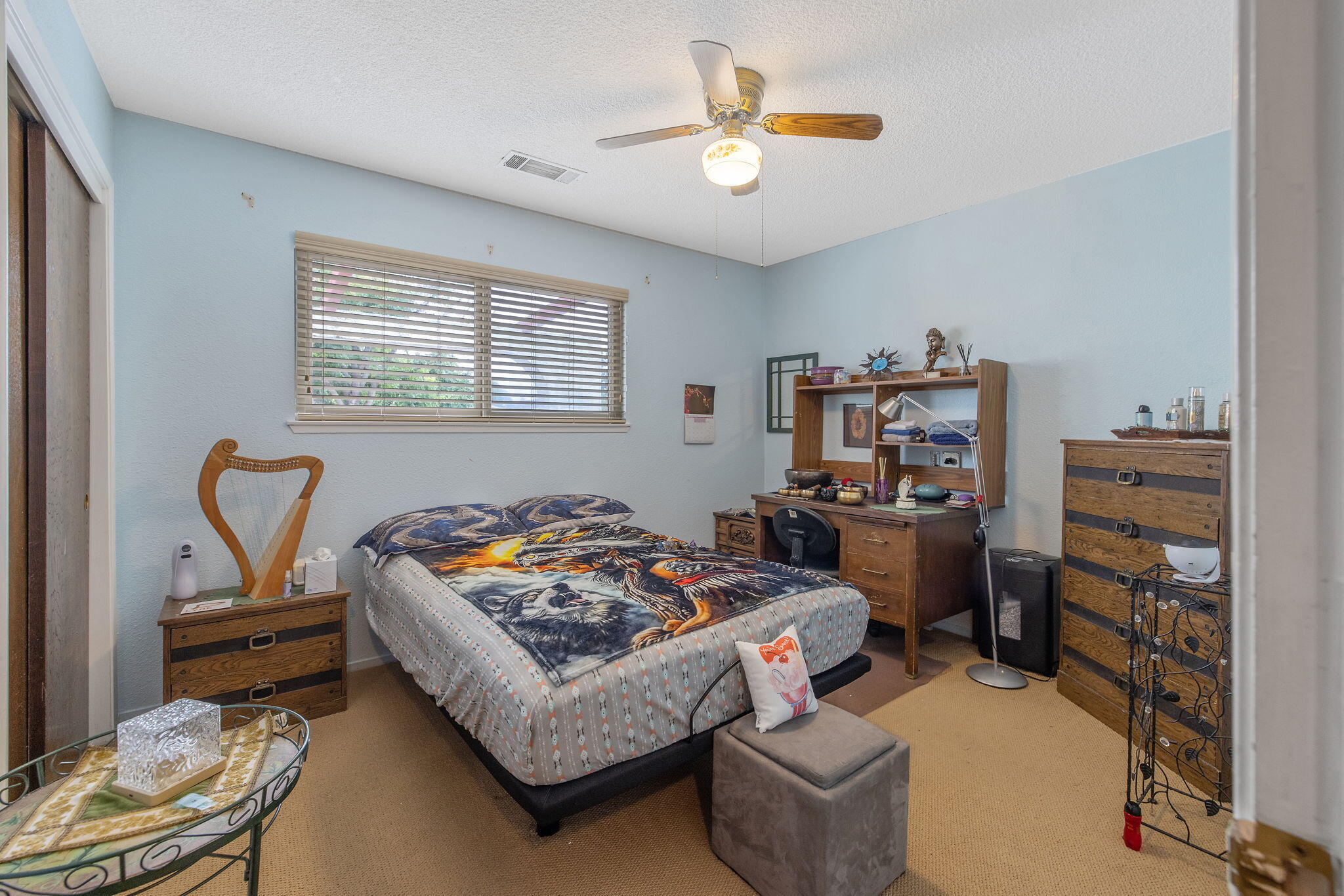 2636 S Conyer