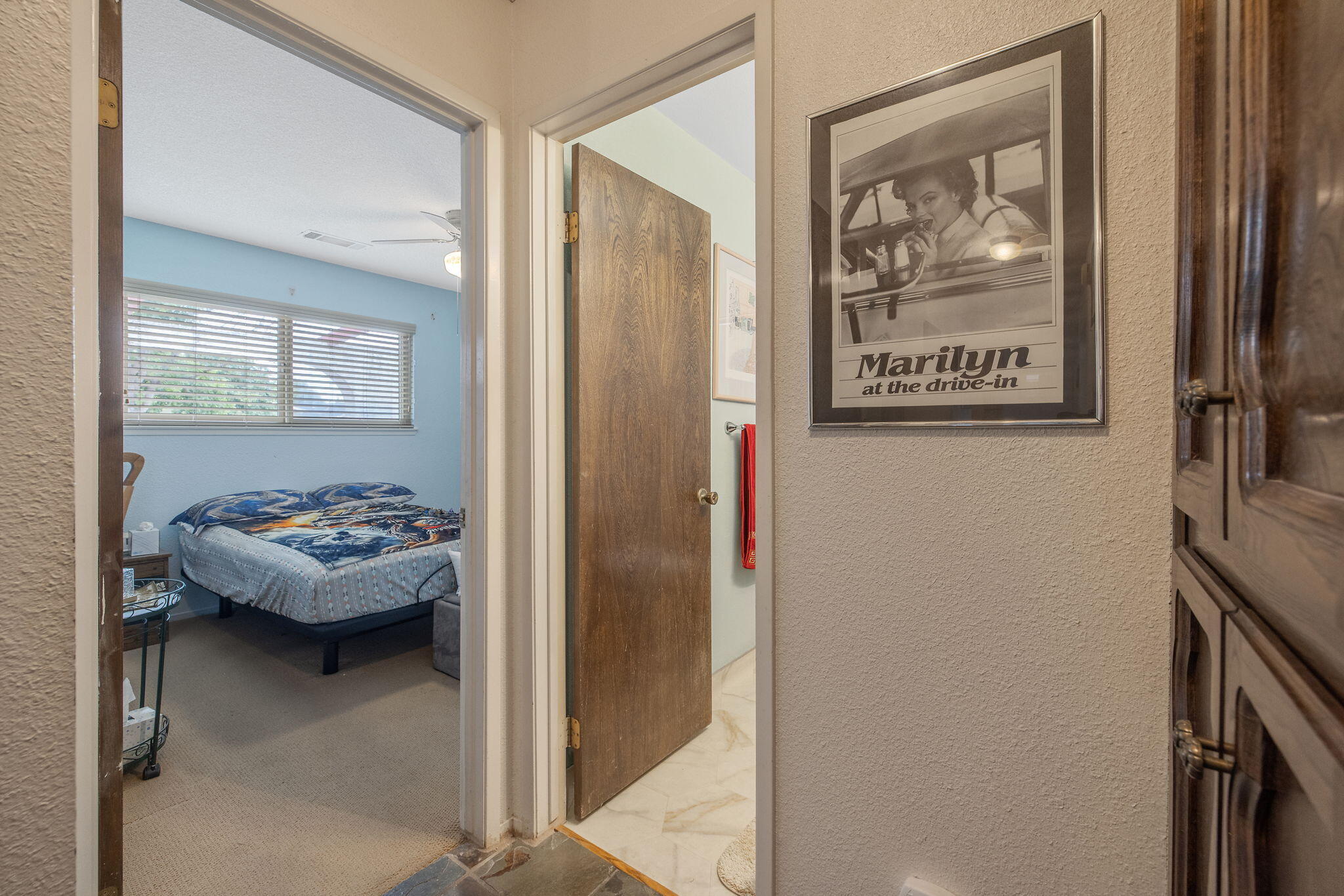 2636 S Conyer