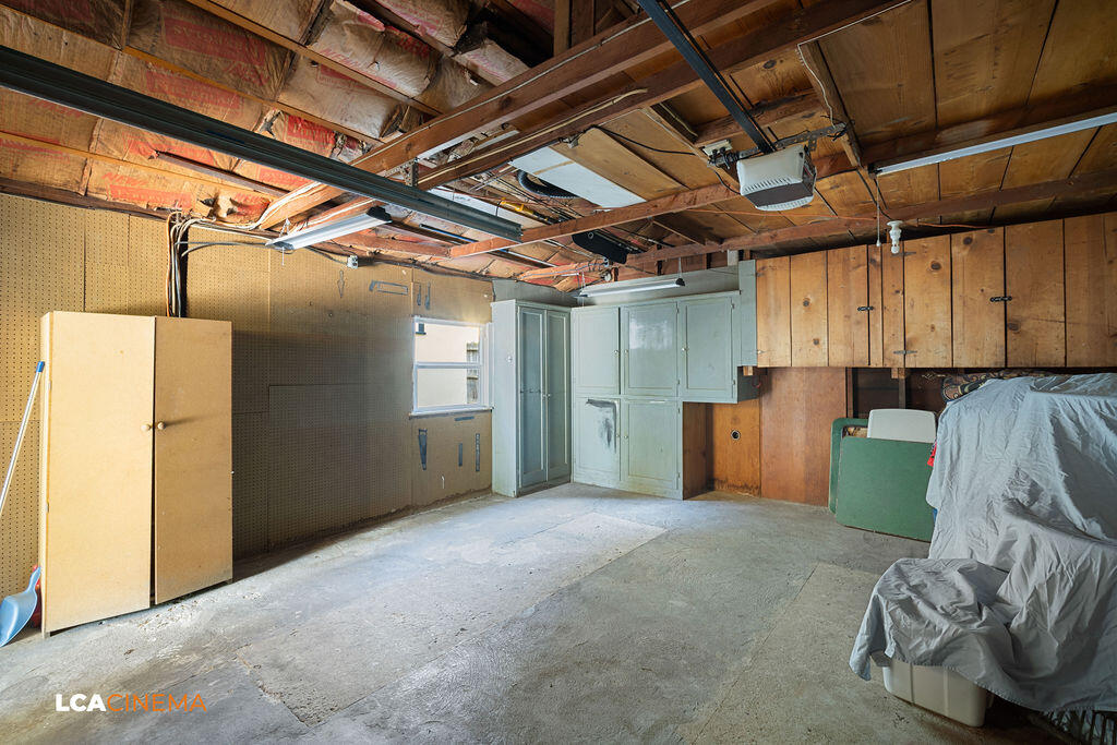 1500 W College Avenue