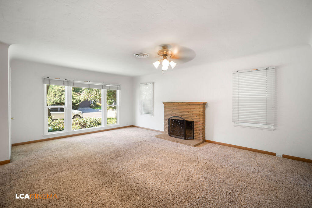 1500 W College Avenue