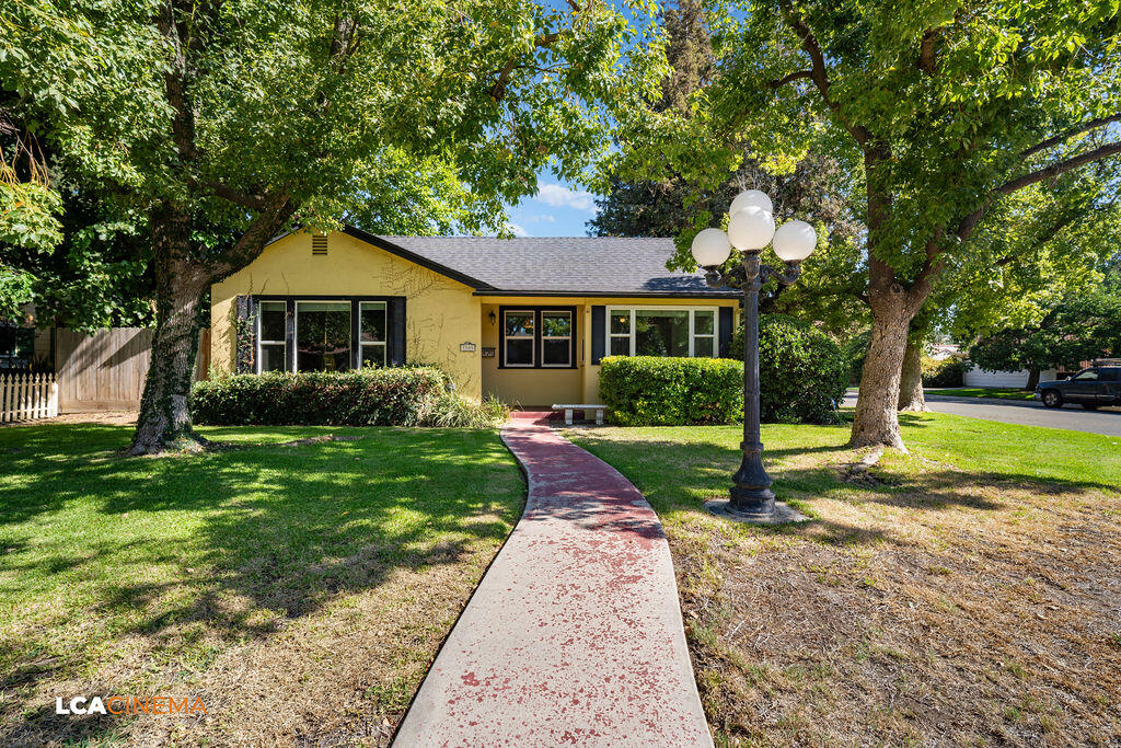1500 W College Avenue