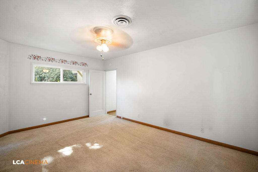 1500 W College Avenue