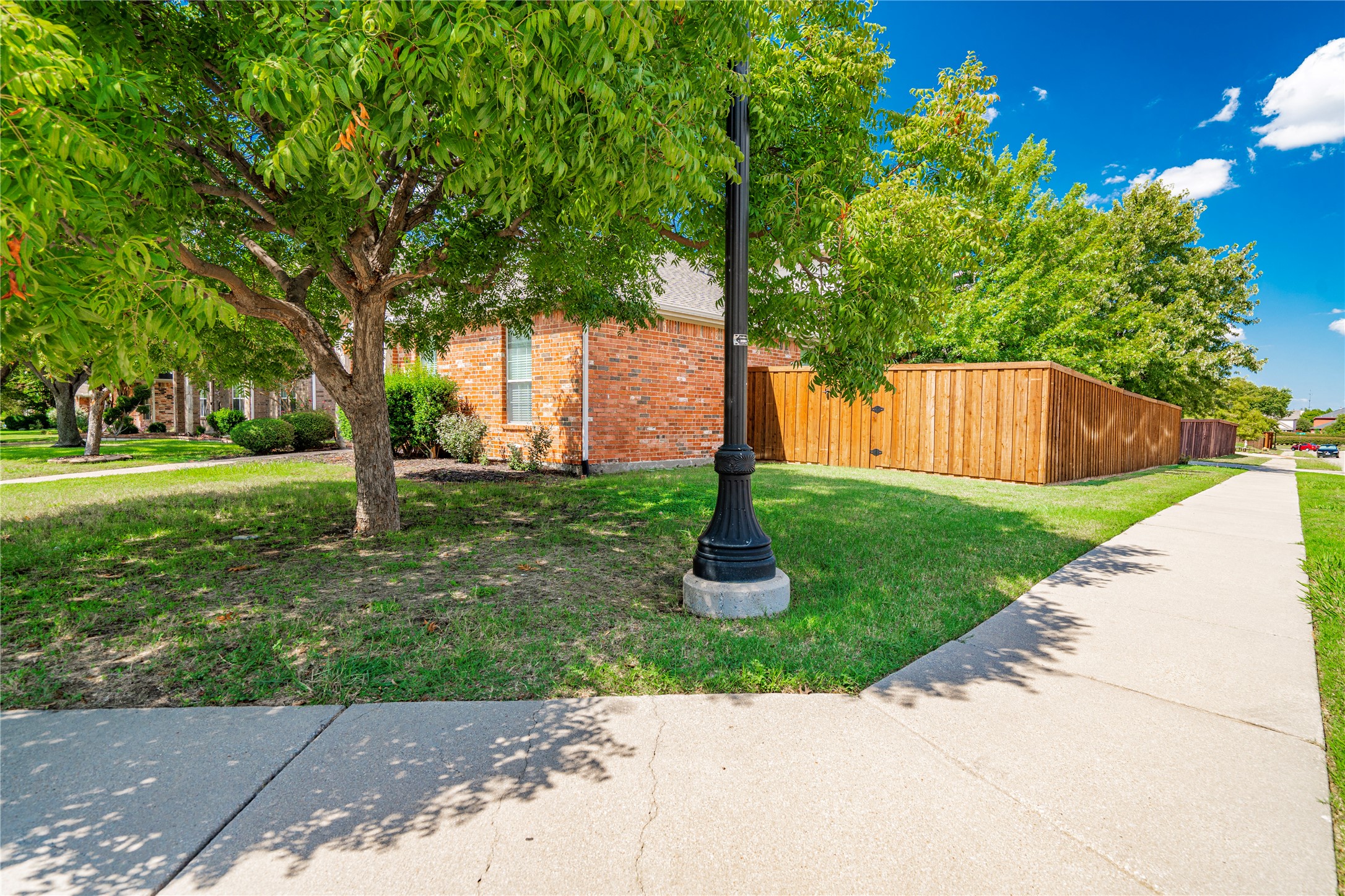 2392 Jaguar Drive