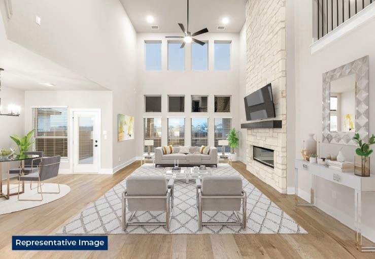9013 Wyndemere Lane