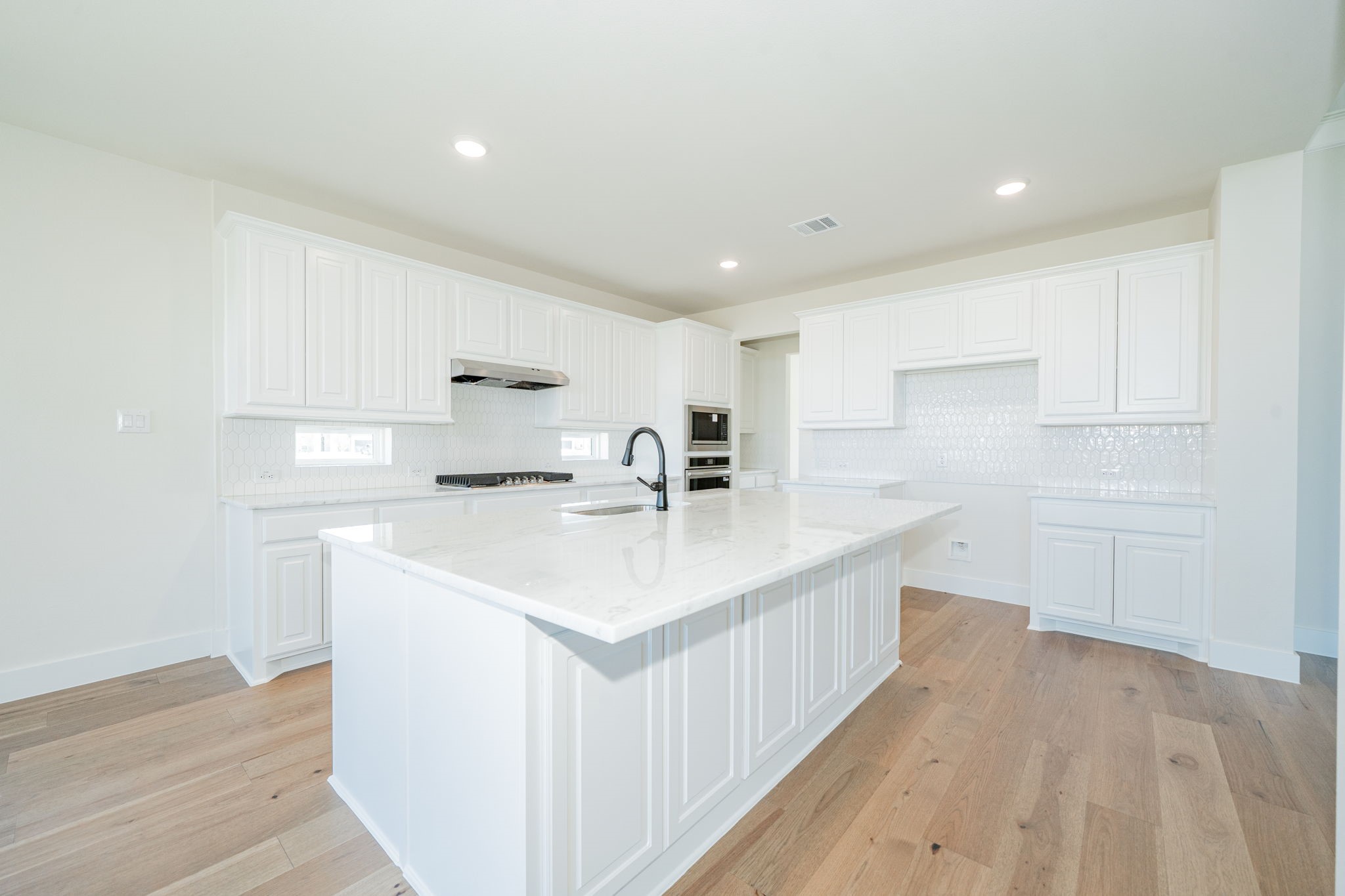 9013 WYNDEMERE