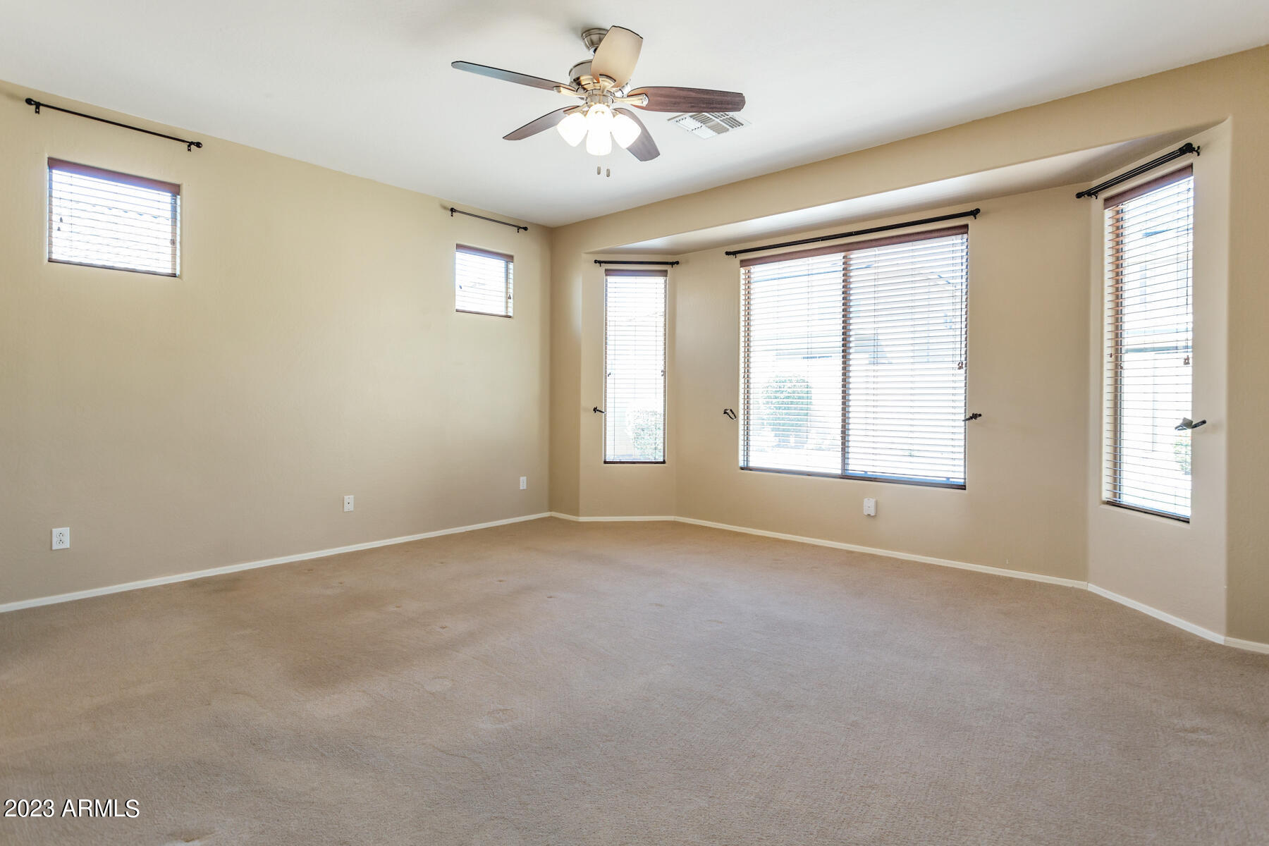 15848 W SIERRA Street