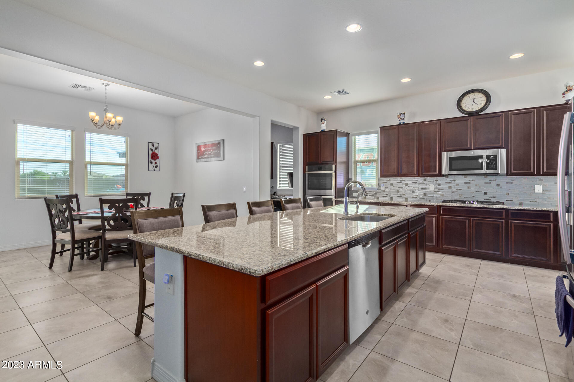 16127 W CAMDEN Avenue