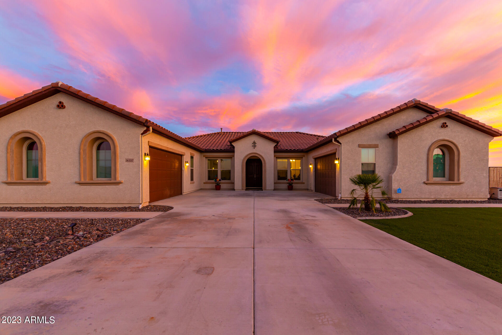 16127 W CAMDEN Avenue