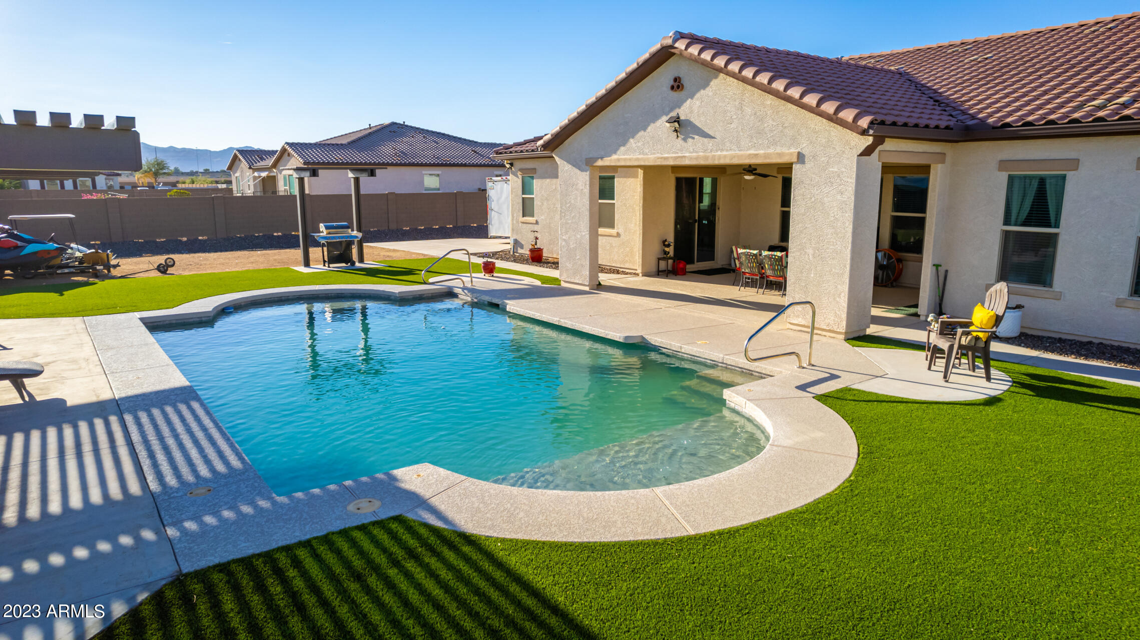 16127 W CAMDEN Avenue