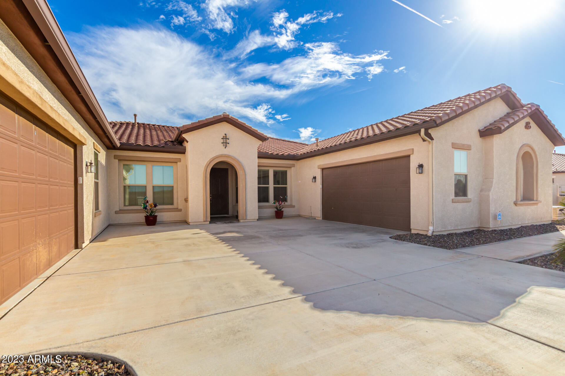 16127 W CAMDEN Avenue