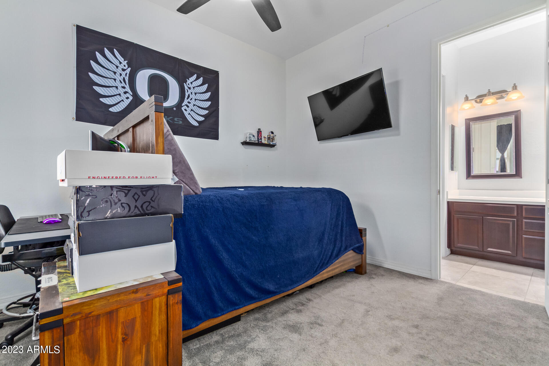 16127 W CAMDEN Avenue