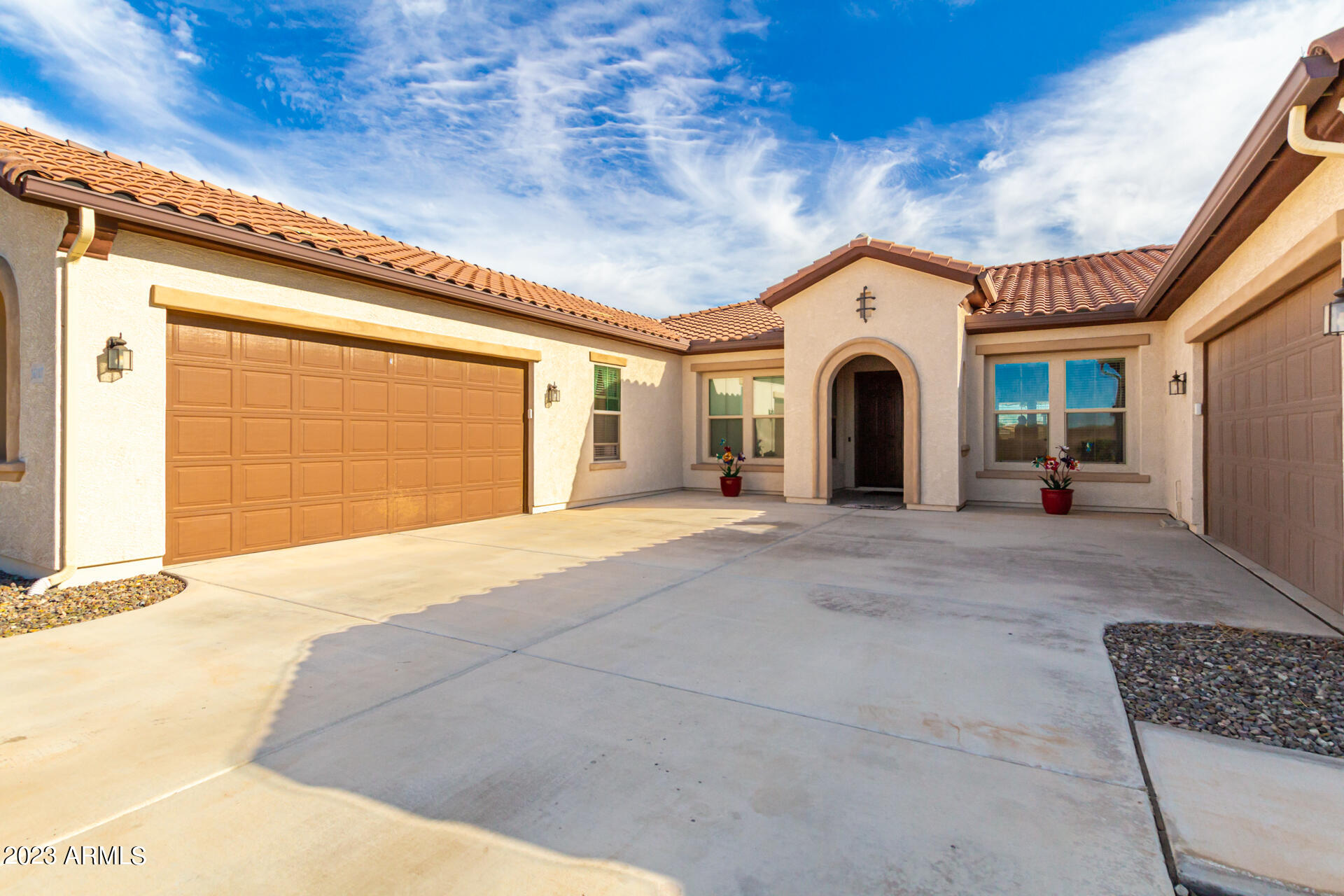 16127 W CAMDEN Avenue