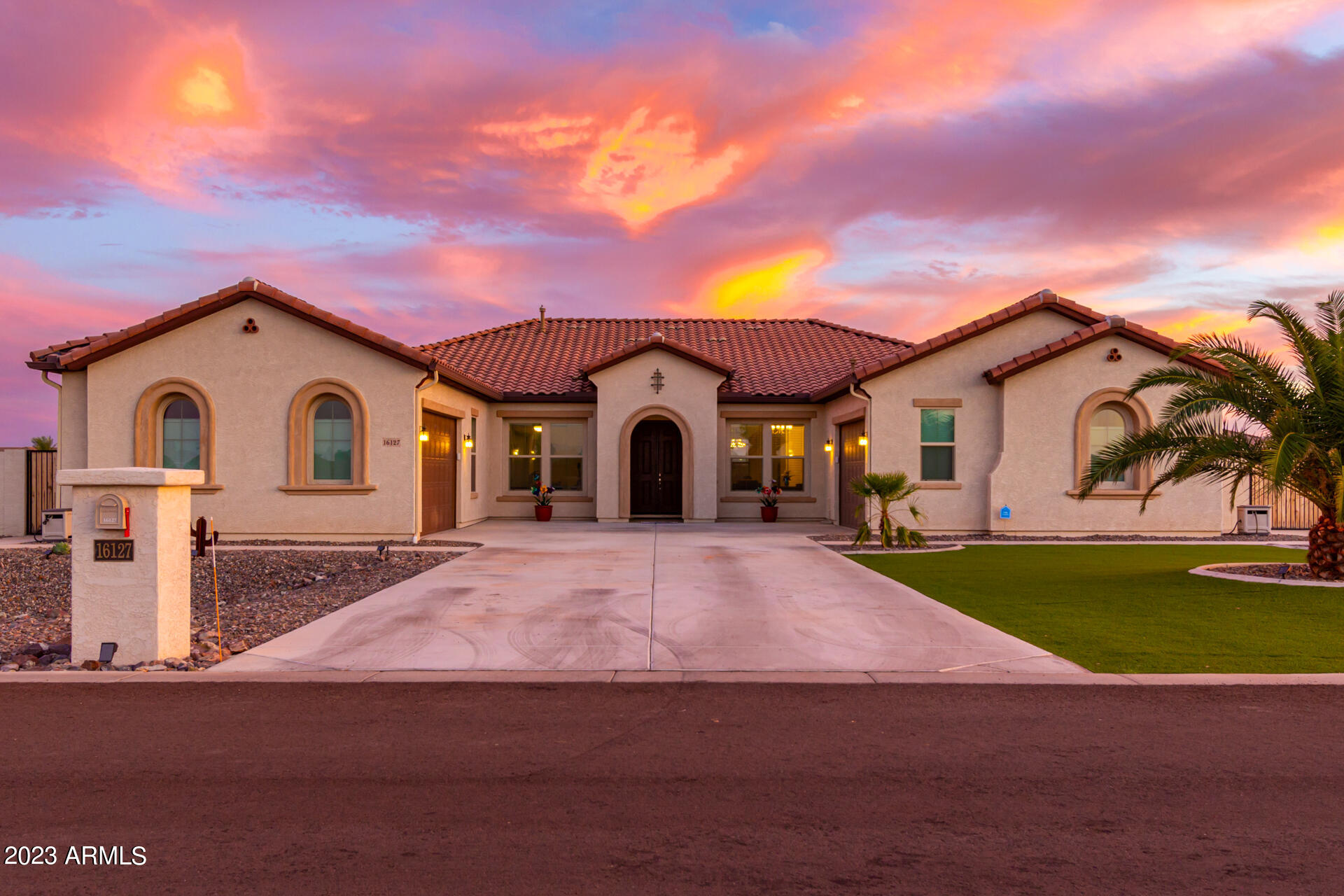 16127 W CAMDEN Avenue