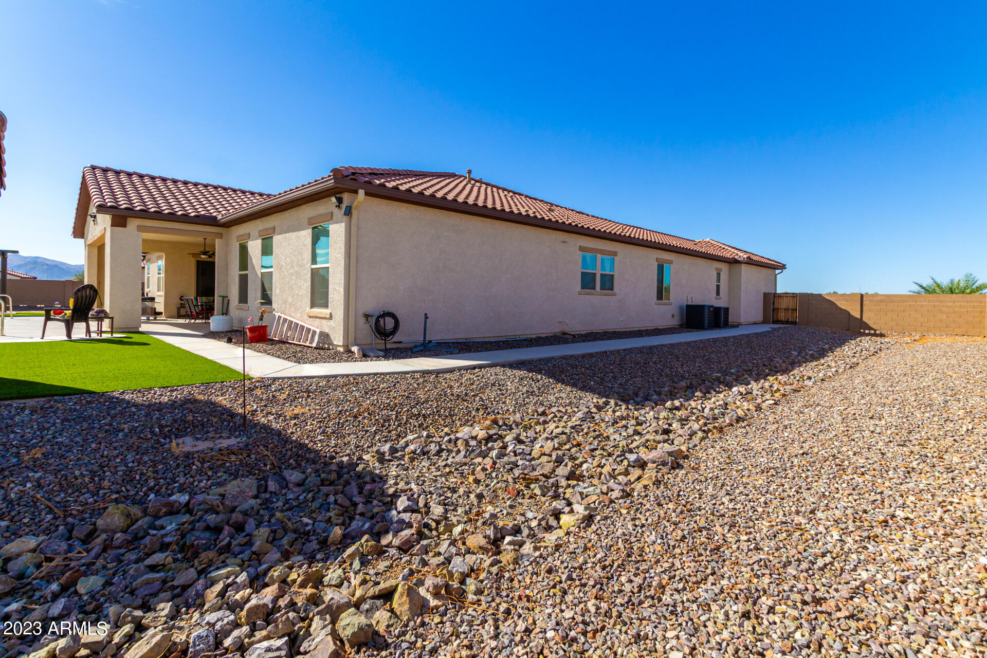 16127 W CAMDEN Avenue