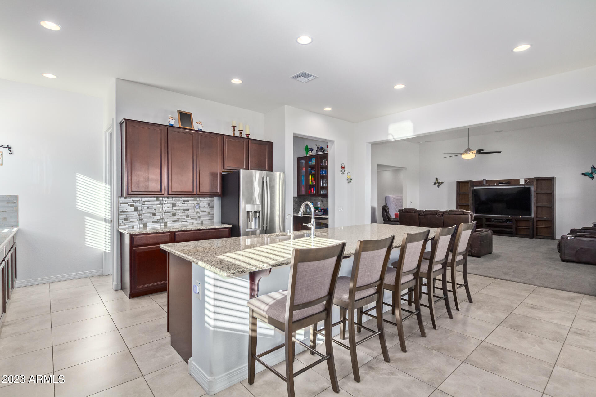 16127 W CAMDEN Avenue