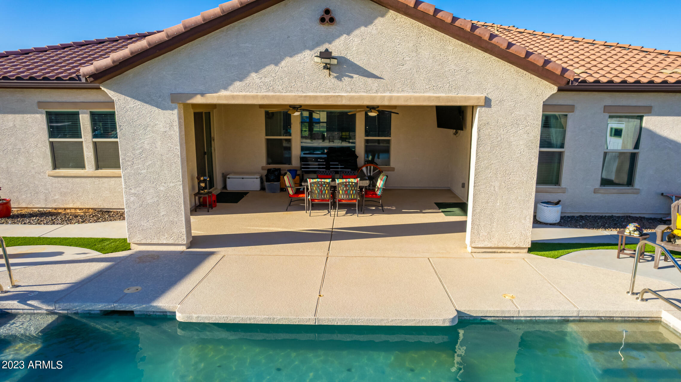 16127 W CAMDEN Avenue