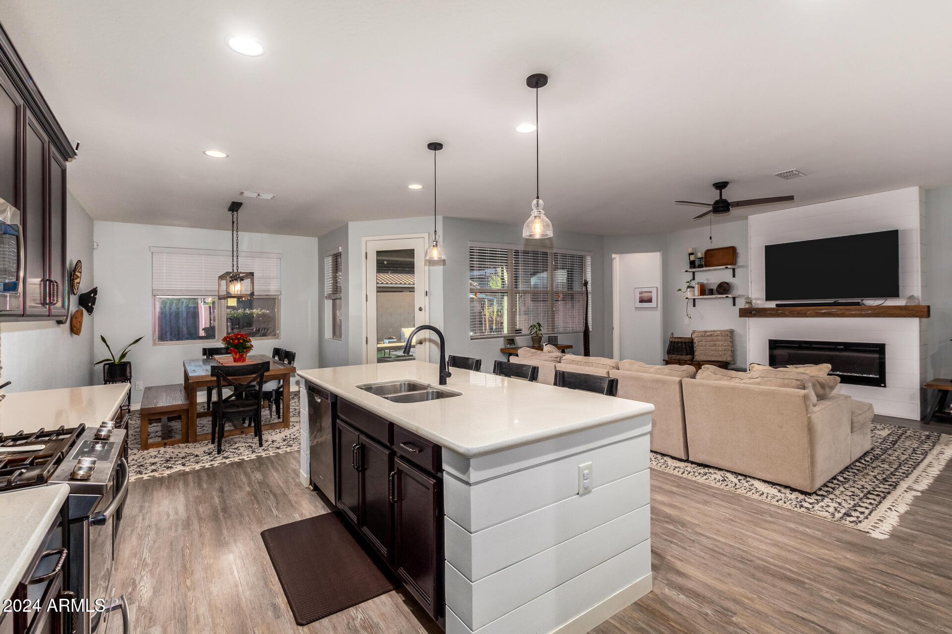 2938 W TUMBLEWEED Drive