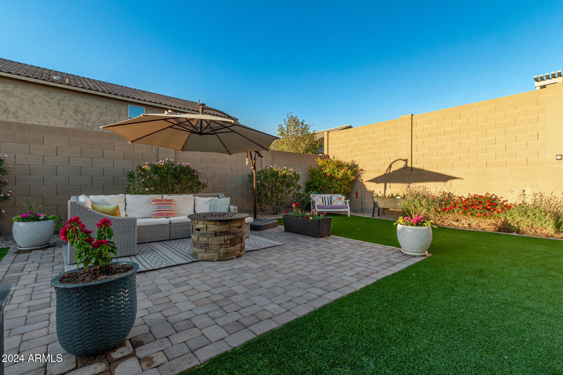 2938 W TUMBLEWEED Drive