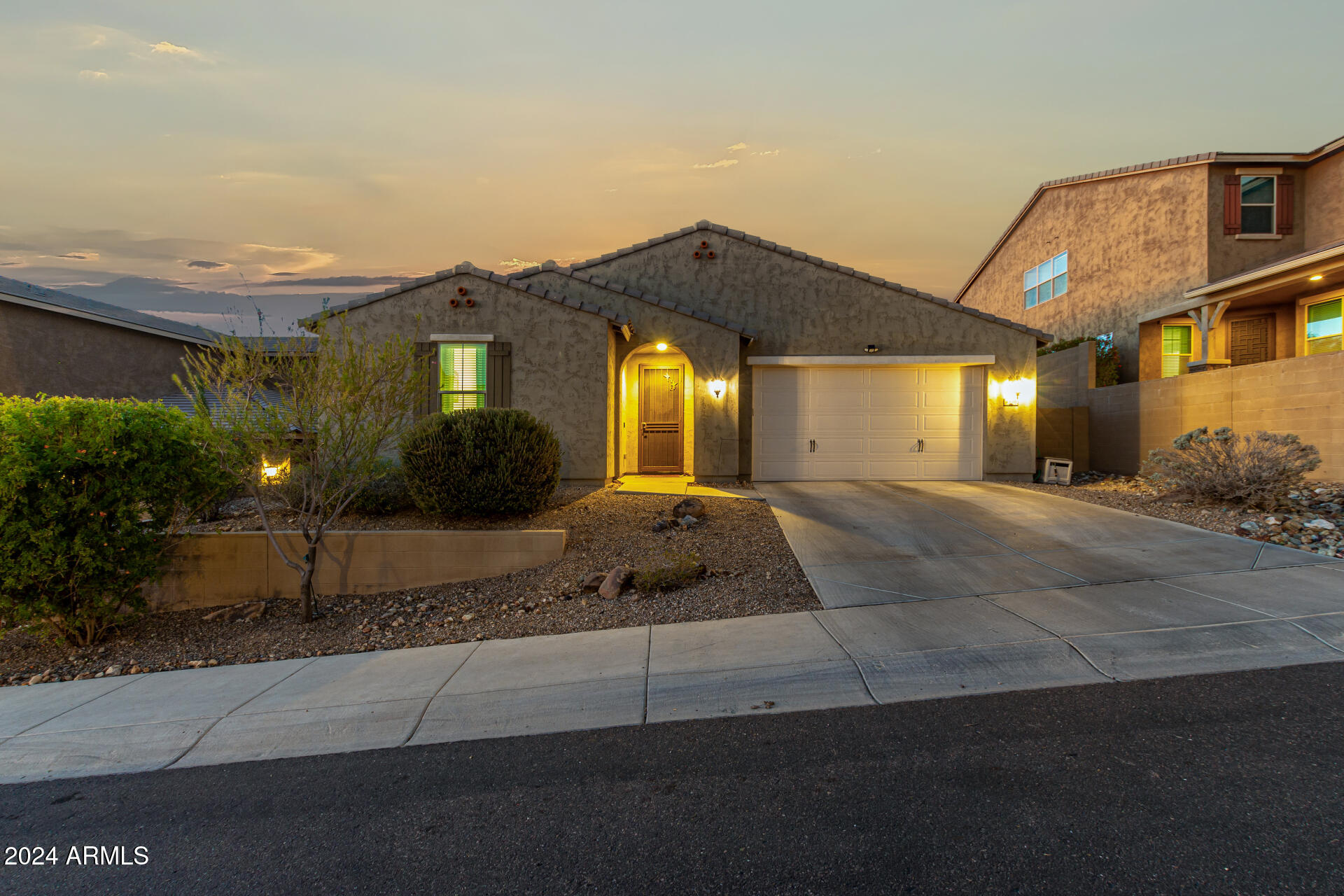 2938 W TUMBLEWEED Drive
