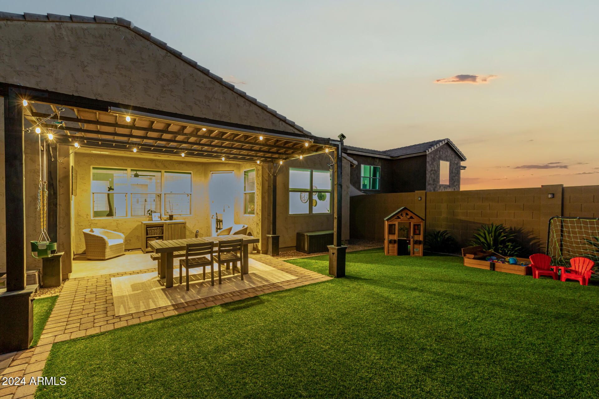 2938 W TUMBLEWEED Drive