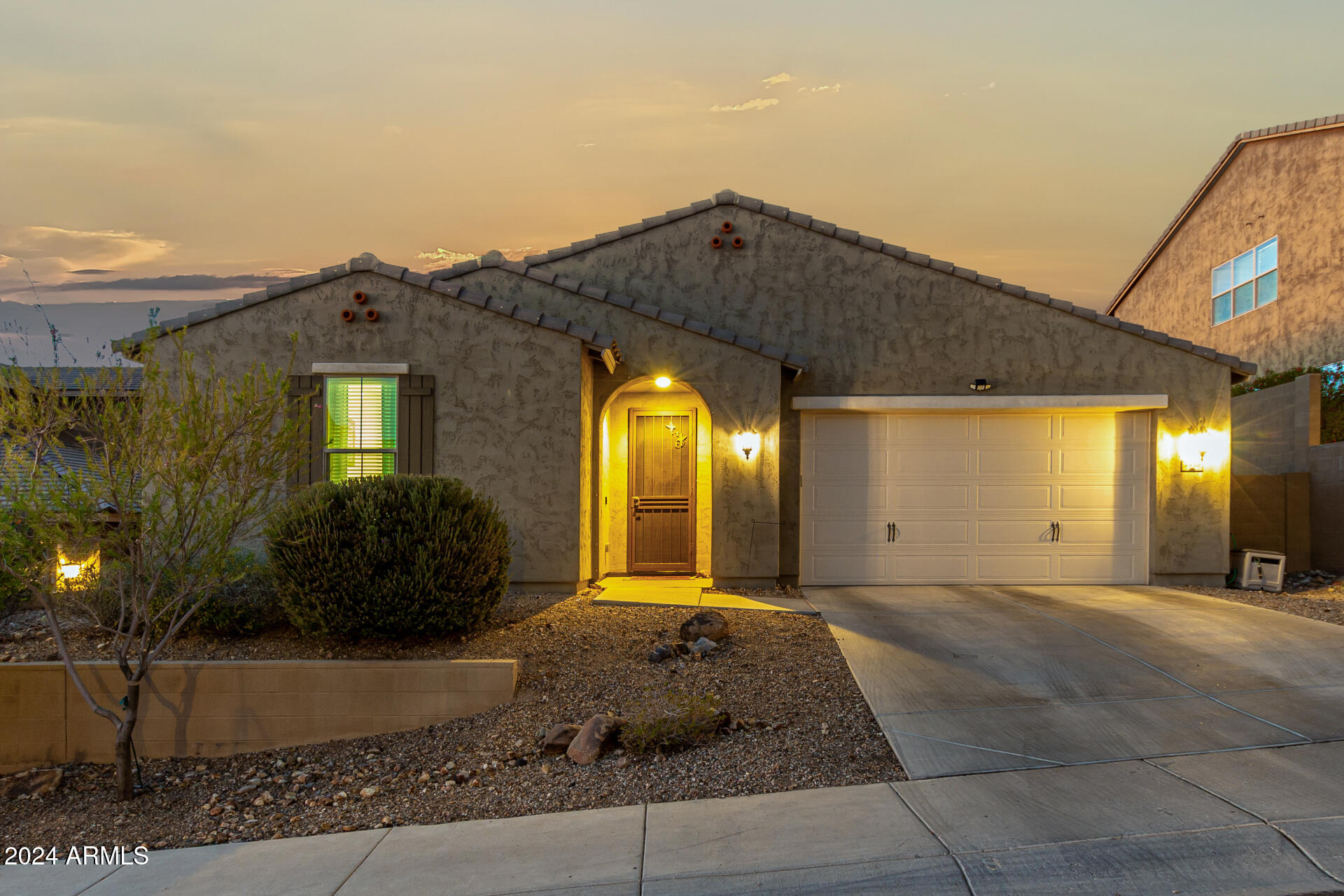 2938 W TUMBLEWEED Drive