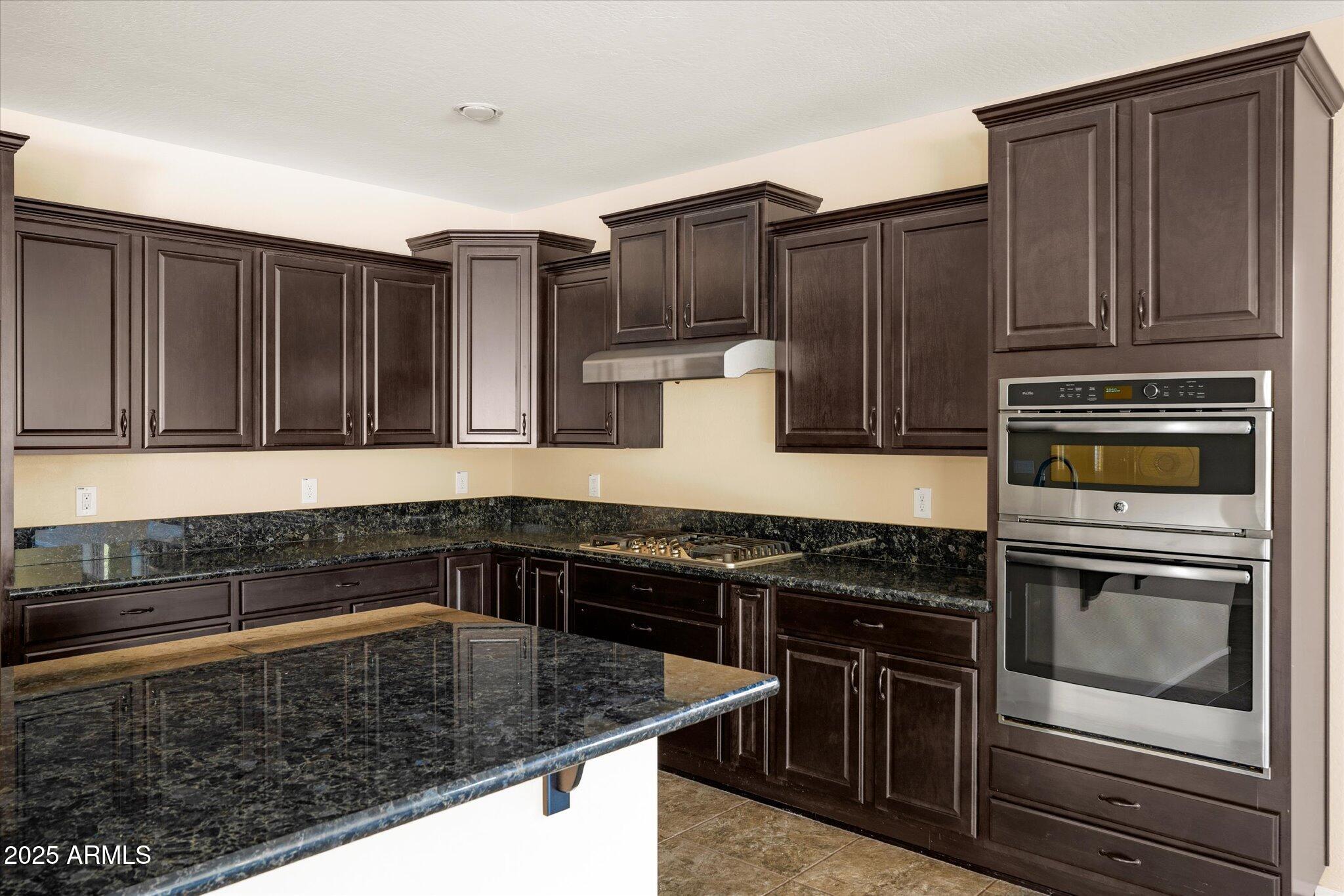 16074 W Cortez Street