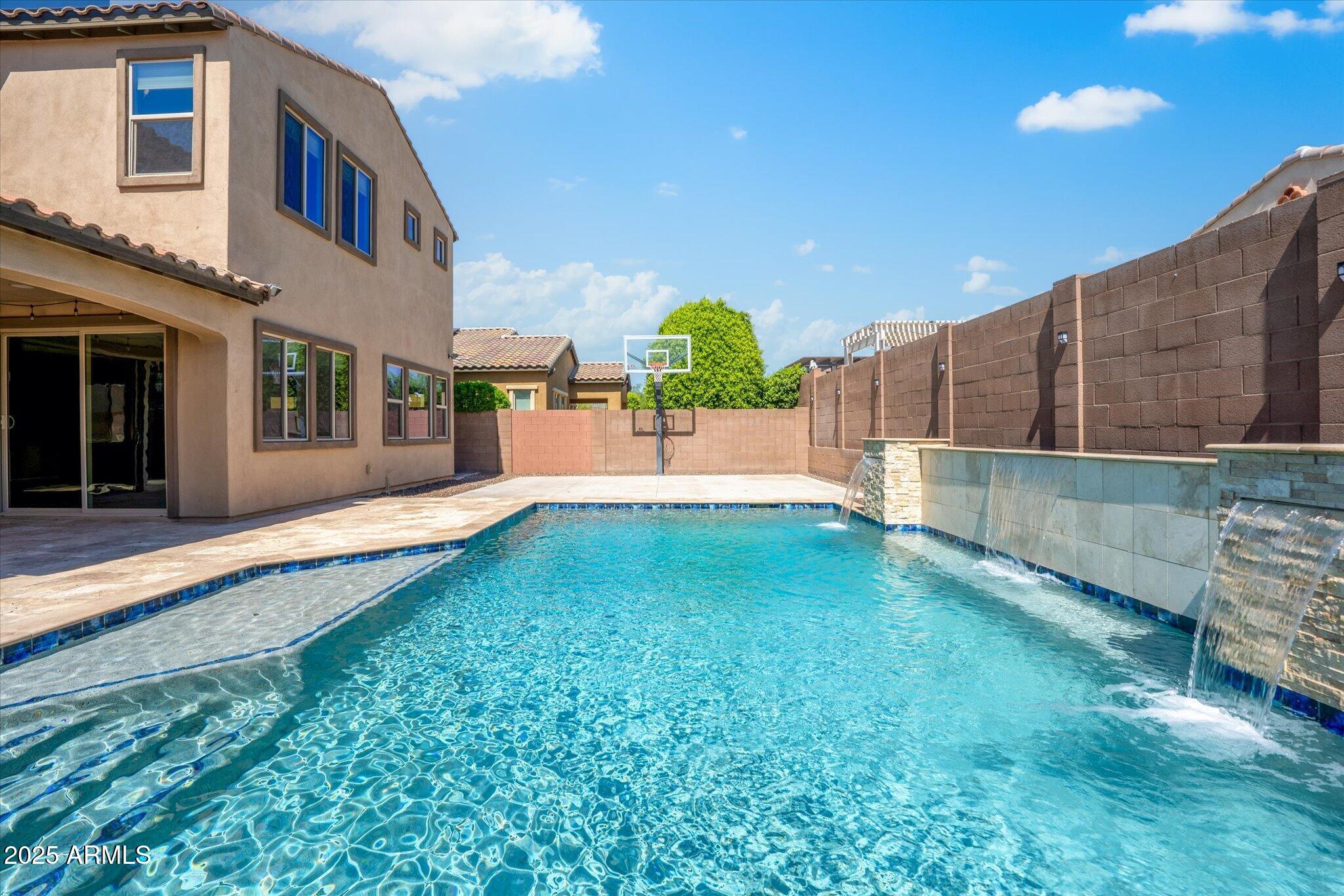 16074 W Cortez Street