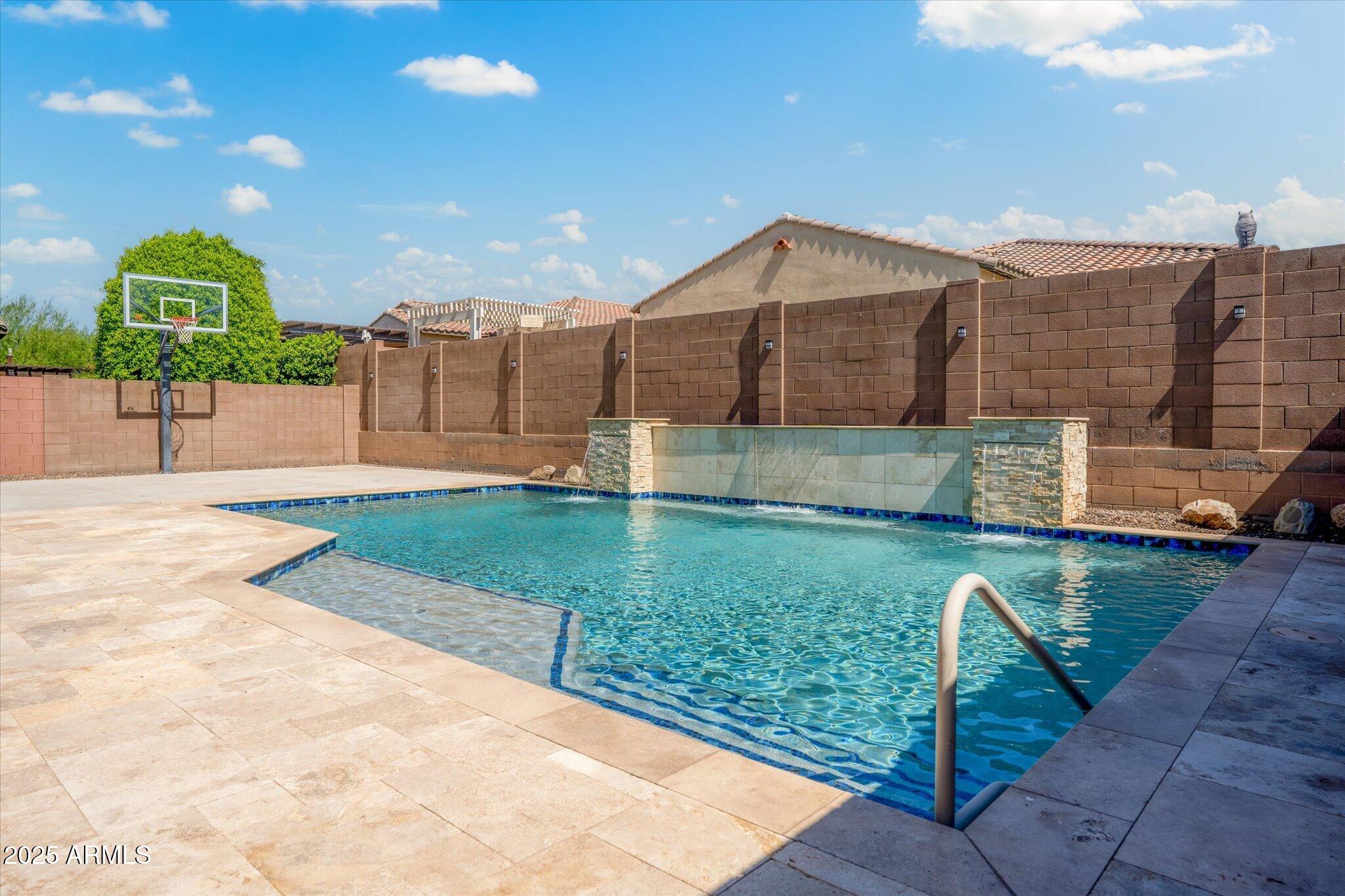 16074 W Cortez Street