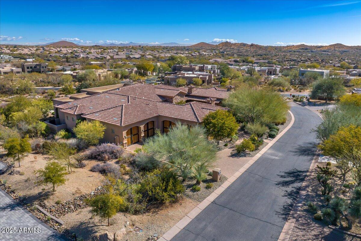 10798 E HEDGEHOG Place