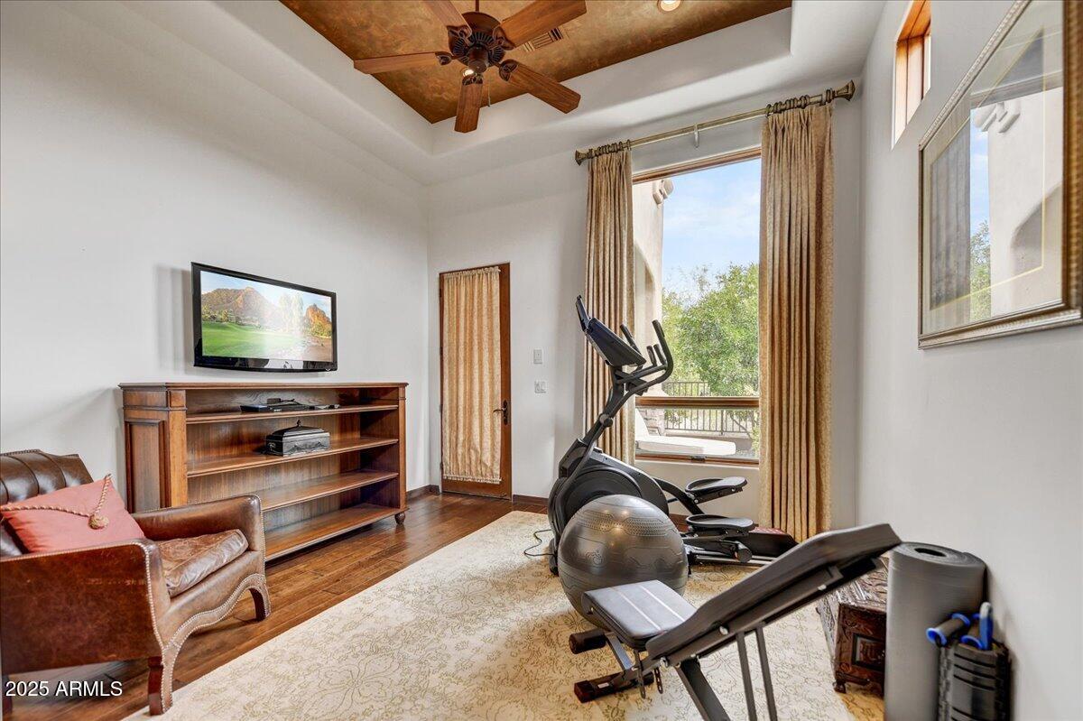 10798 E HEDGEHOG Place