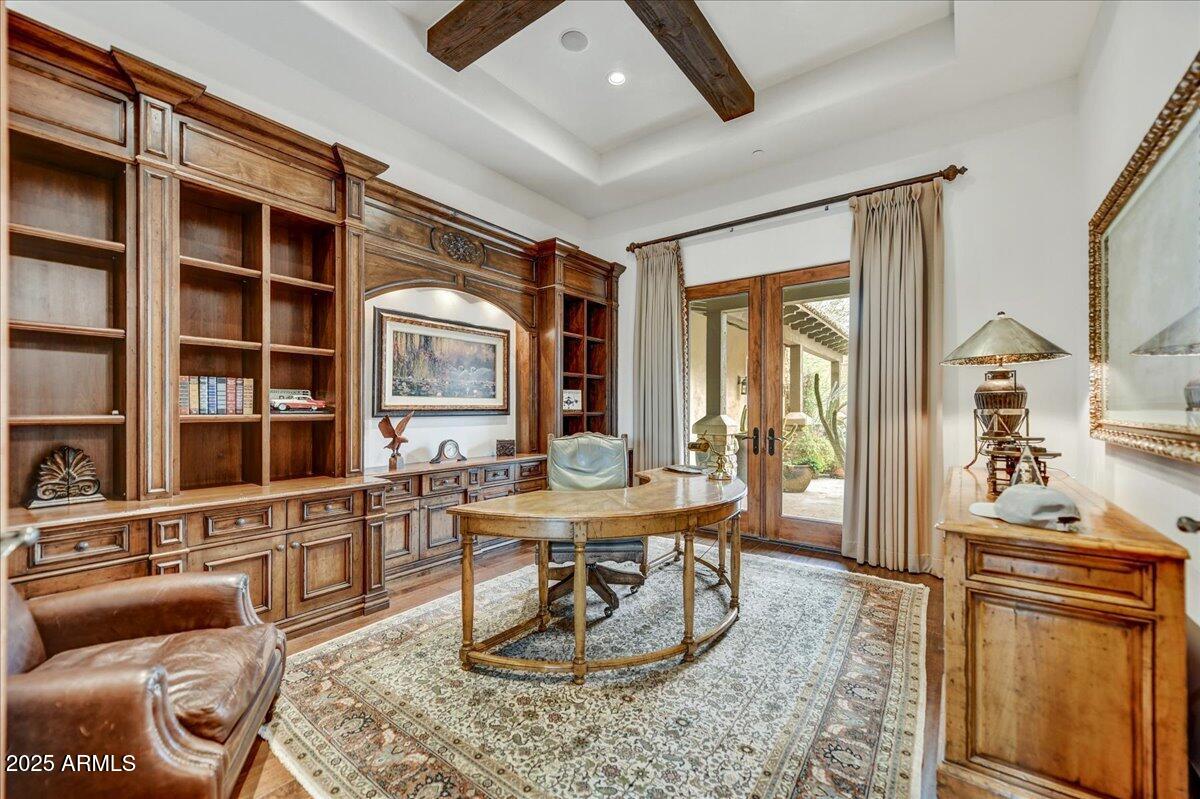 10798 E HEDGEHOG Place