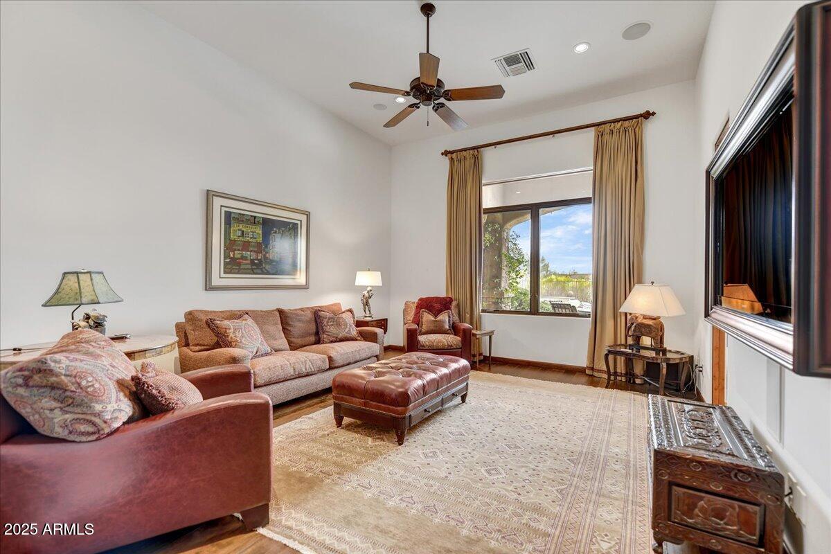 10798 E HEDGEHOG Place