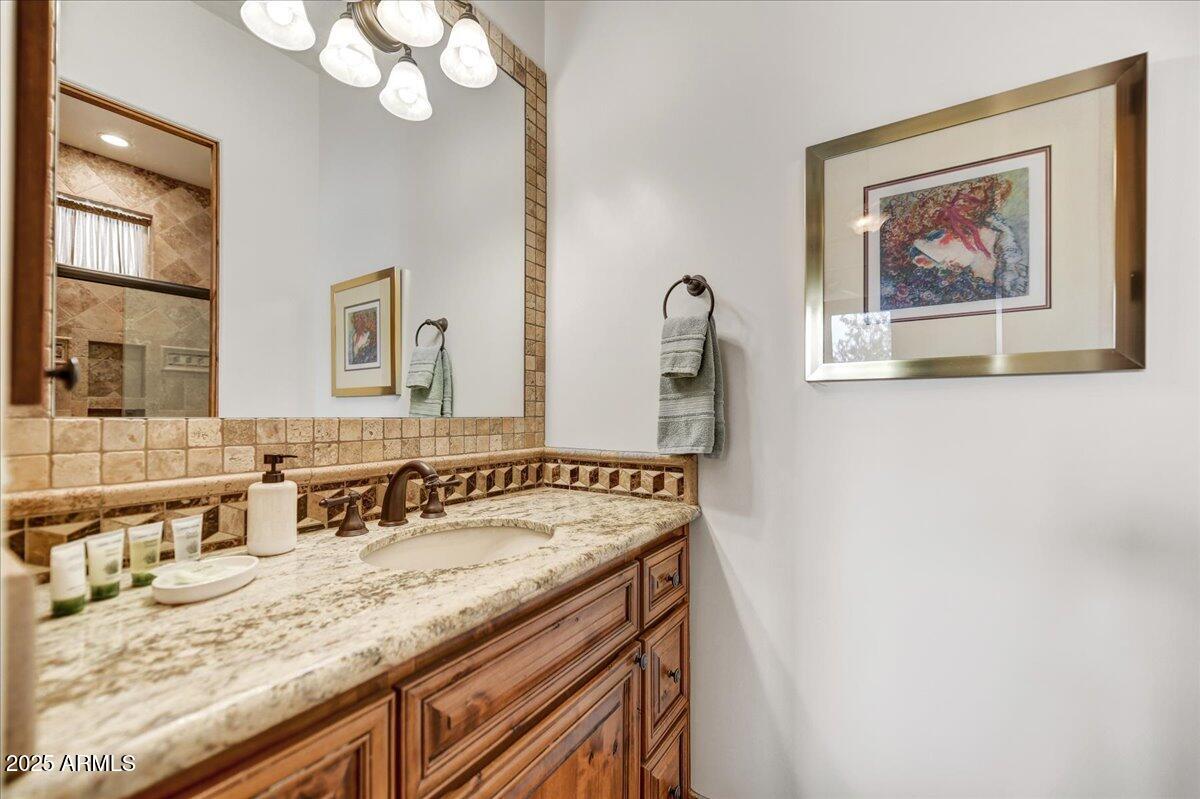 10798 E HEDGEHOG Place