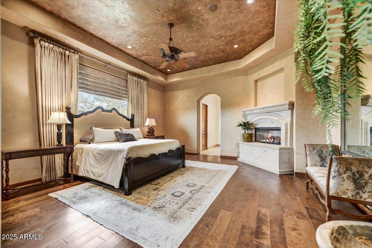 10798 E HEDGEHOG Place