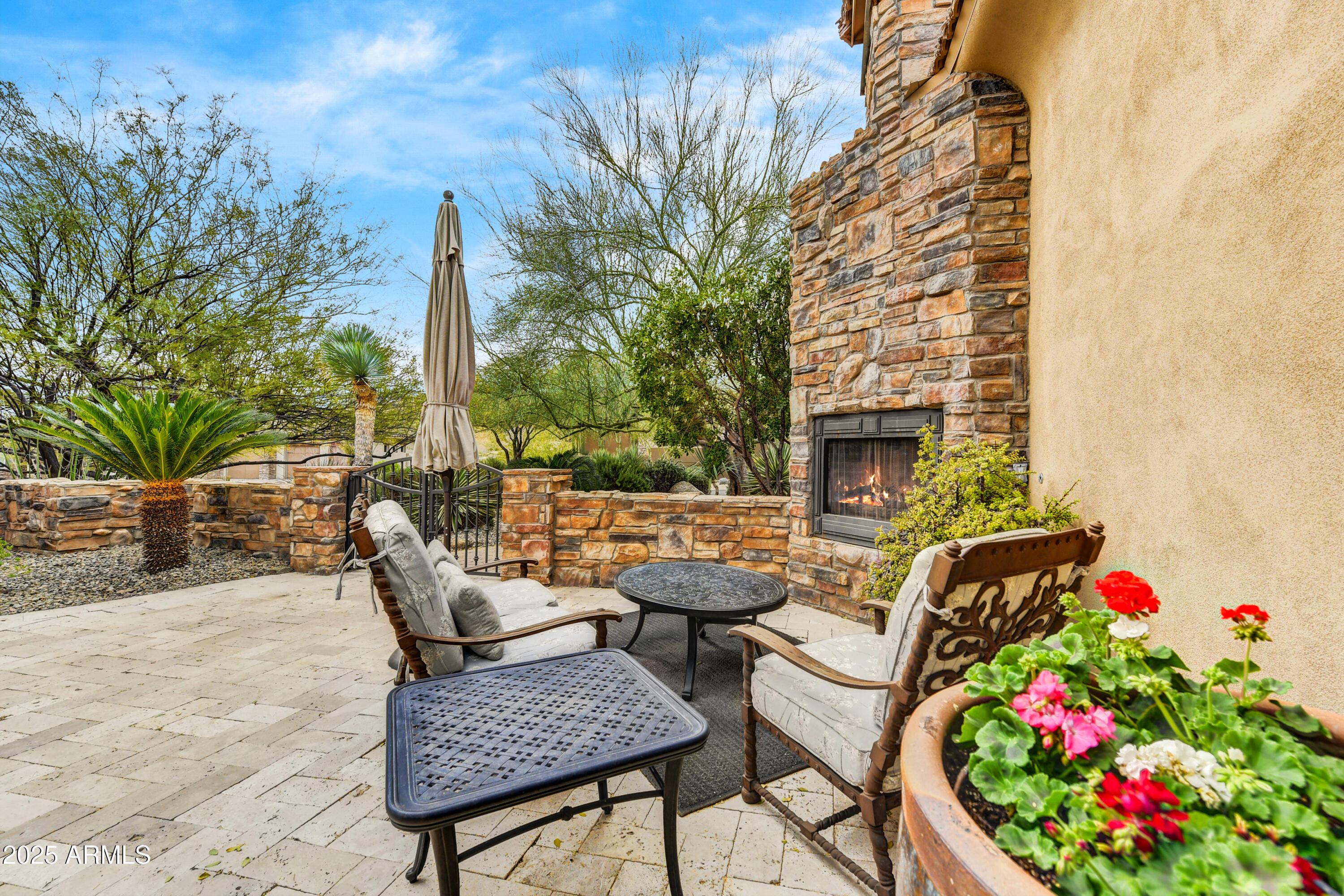 10798 E HEDGEHOG Place