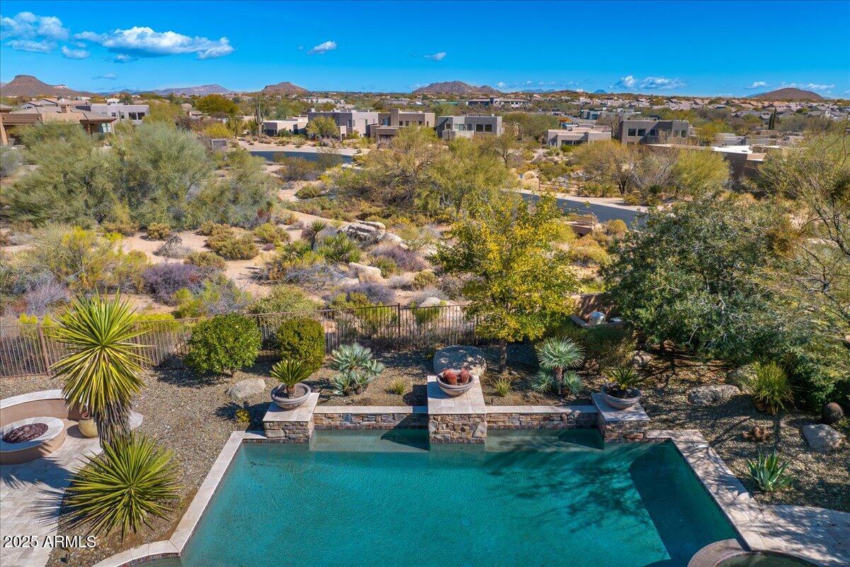 10798 E HEDGEHOG Place